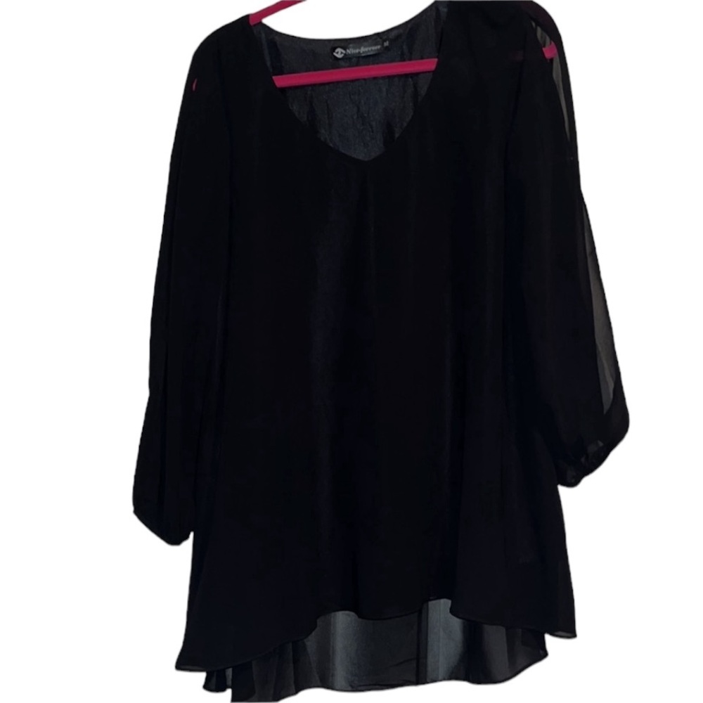 Nice - Forever  size XL black V- nevk  lined dress long slit sleeve NWT